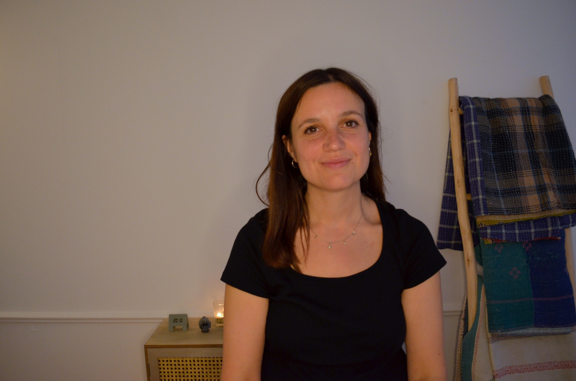 Lea i sit behandlingsrum.